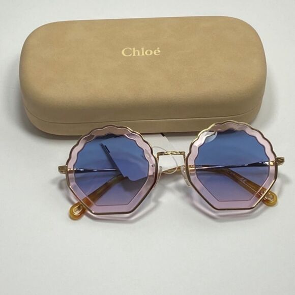 Chloé shell shaped sunglasses - Picture 1 of 12